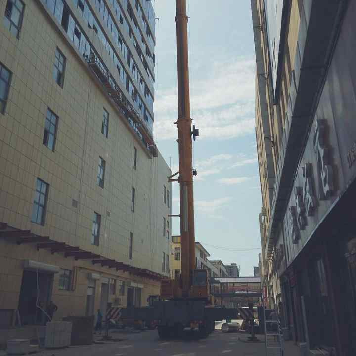 All Terrain Crane 220 Ton Used 220 Ton Crane for Sale - Visureigis kranas: foto 4 All Terrain Crane 220 Ton Used 220 Ton Crane for Sale - Visureigis kranas: foto 4