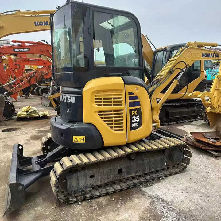 Best Quality Komatsu PC35mr Used Mini Excavator Earth-moving Machinery in Good Condition - Mini ekskavatorius: foto 1 Best Quality Komatsu PC35mr Used Mini Excavator Earth-moving Machinery in Good Condition - Mini ekskavatorius: foto 1