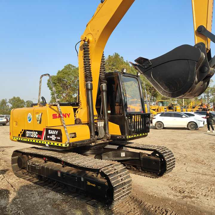 China Brand Used Sany China Brand Used Sany Sy135c Mini Excavator 6ton Crawler Earth Digger Machine for Sale - Mini ekskavatorius: foto 1 China Brand Used Sany China Brand Used Sany Sy135c Mini Excavator 6ton Crawler Earth Digger Machine for Sale - Mini ekskavatorius: foto 1
