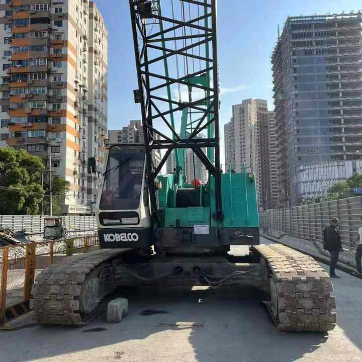 Kobelco 7055-2 Mobile Crane Truck Japan Made Used Heavy Earthmoving Equipment Crane Truck in Good Condition - Vikšrinis kranas: foto 2 Kobelco 7055-2 Mobile Crane Truck Japan Made Used Heavy Earthmoving Equipment Crane Truck in Good Condition - Vikšrinis kranas: foto 2