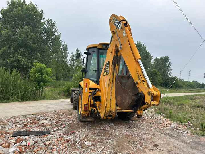 Low Price JCB 3CX Backhoe Loader in Excellent Condition for Sale JCB3CX JCB 4CX Available for Sale - Ekskavatorius-krautuvas: foto 4 Low Price JCB 3CX Backhoe Loader in Excellent Condition for Sale JCB3CX JCB 4CX Available for Sale - Ekskavatorius-krautuvas: foto 4