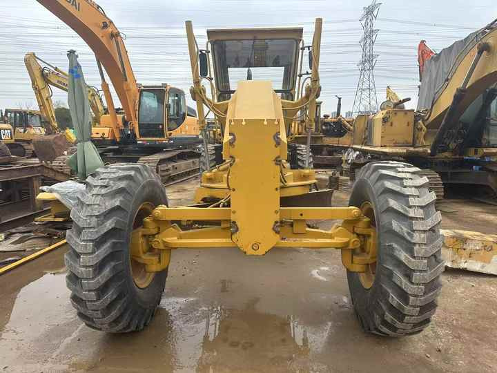 Low-price second-hand Cat Grader 140H with outstanding performance Carterpillarused 140H grader for sale - Greideris: foto 4 Low-price second-hand Cat Grader 140H with outstanding performance Carterpillarused 140H grader for sale - Greideris: foto 4
