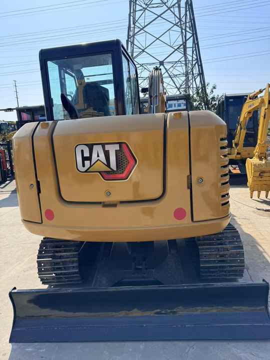 Mini Cat Brand Cat 305 Small Excavator in Stock Used Mini Excavator CAT305.5E2 CAT306 CAT307 CAT308 With Good Condition - Mini ekskavatorius: foto 3 Mini Cat Brand Cat 305 Small Excavator in Stock Used Mini Excavator CAT305.5E2 CAT306 CAT307 CAT308 With Good Condition - Mini ekskavatorius: foto 3