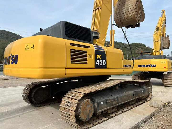Original komatsu Pc430-8 Excavator on Sale Used Japan Brand komatsu Pc430-8 Excavator in Stock - Vikšrinis ekskavatorius: foto 3 Original komatsu Pc430-8 Excavator on Sale Used Japan Brand komatsu Pc430-8 Excavator in Stock - Vikšrinis ekskavatorius: foto 3