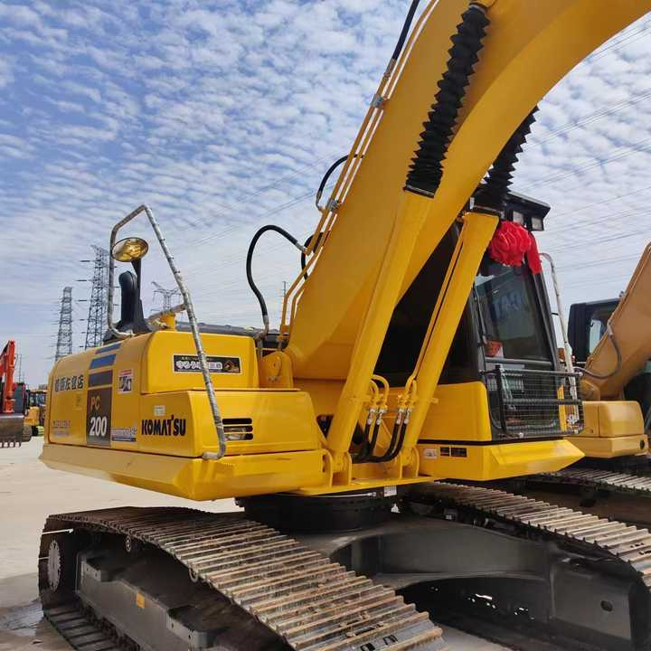 PC200-8 Low Working Hour Second Hand 20 Ton Excavator Komatsu Pc200-8 Crawler Excavator Used Komatsu Excavator PC200-8N1 - Ekskavatorius: foto 5 PC200-8 Low Working Hour Second Hand 20 Ton Excavator Komatsu Pc200-8 Crawler Excavator Used Komatsu Excavator PC200-8N1 - Ekskavatorius: foto 5