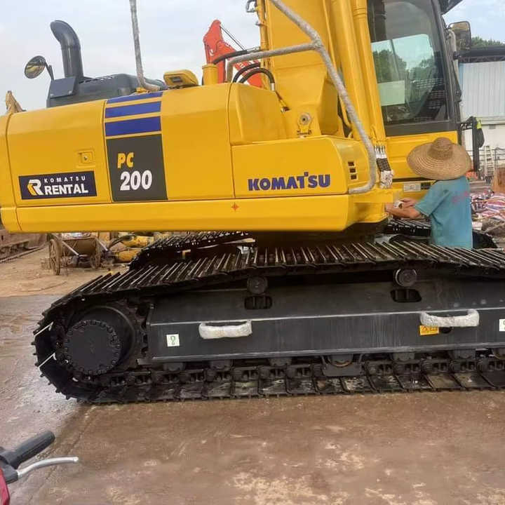 PC200-8 Low Working Hour Second Hand 20 Ton Excavator Komatsu Pc200-8 Crawler Excavator Used Komatsu Excavator PC200-8N1 - Ekskavatorius: foto 1 PC200-8 Low Working Hour Second Hand 20 Ton Excavator Komatsu Pc200-8 Crawler Excavator Used Komatsu Excavator PC200-8N1 - Ekskavatorius: foto 1
