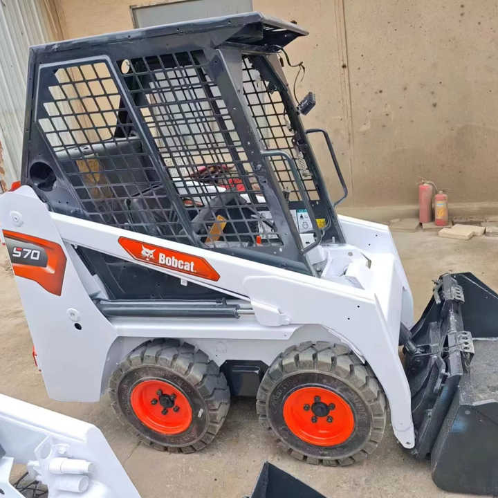 Second Hand Bobcat S70 Skid Steer Loader on Stock Excellent Performance Bobcat S70 S160 S300 330 Skid Steer for Sale - Mini krautuvas: foto 1 Second Hand Bobcat S70 Skid Steer Loader on Stock Excellent Performance Bobcat S70 S160 S300 330 Skid Steer for Sale - Mini krautuvas: foto 1