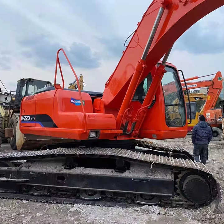 Second Hand Doosan Dh220-7 Crawler Excavator , Used Doosan Excavator Dh220-7 , DOOSAN Dh200 Dh220 - Vikšrinis ekskavatorius: foto 1 Second Hand Doosan Dh220-7 Crawler Excavator , Used Doosan Excavator Dh220-7 , DOOSAN Dh200 Dh220 - Vikšrinis ekskavatorius: foto 1