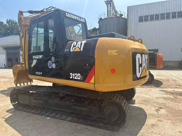 Second-hand Cat 312D2 used cat 312d crawler excavator is for sale with good quality and low price - Vikšrinis ekskavatorius: foto 3 Second-hand Cat 312D2 used cat 312d crawler excavator is for sale with good quality and low price - Vikšrinis ekskavatorius: foto 3