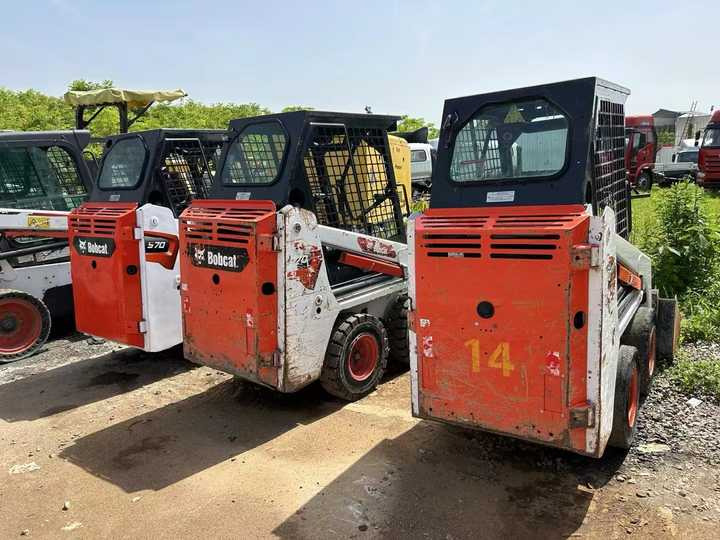 Used Bobcat S70 Skid Teer in Stock Good Condition bobcat S70 S160 185 300 330 Skid Steer for Sale - Mini krautuvas: foto 4 Used Bobcat S70 Skid Teer in Stock Good Condition bobcat S70 S160 185 300 330 Skid Steer for Sale - Mini krautuvas: foto 4