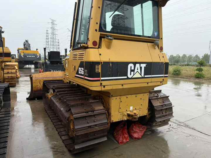 Used Cat D5G Crawler Bulldozer Original CAT Brand Bulldozer Second Hand Cat D5H D5 D5C D5N D5M LGP Dozer for Sale - Buldozeris: foto 3 Used Cat D5G Crawler Bulldozer Original CAT Brand Bulldozer Second Hand Cat D5H D5 D5C D5N D5M LGP Dozer for Sale - Buldozeris: foto 3