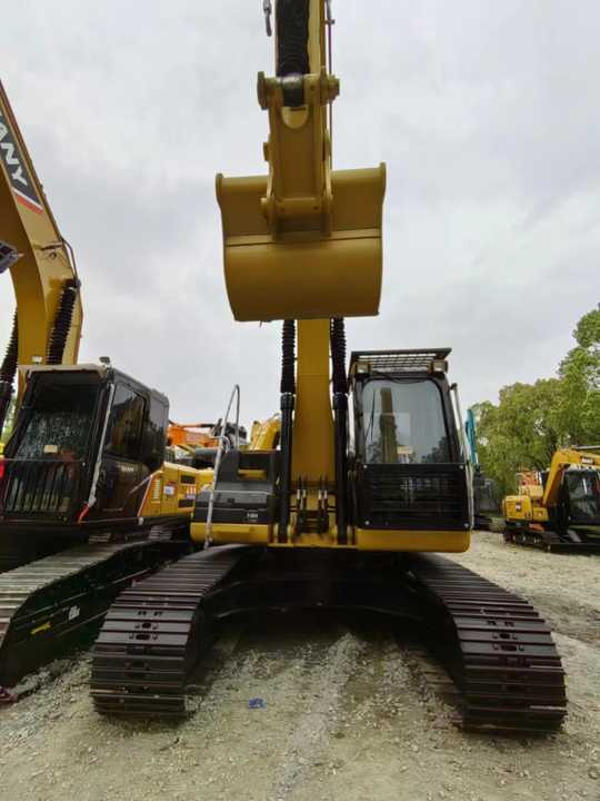 Used Digger CAT 323D2L Construction Machinery Construction Digger Used CAT 323D2L Cheap Excavator - Vikšrinis ekskavatorius: foto 3 Used Digger CAT 323D2L Construction Machinery Construction Digger Used CAT 323D2L Cheap Excavator - Vikšrinis ekskavatorius: foto 3