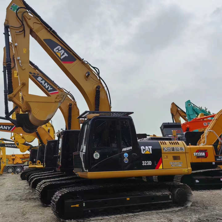Used Digger CAT 323D2L Construction Machinery Construction Digger Used CAT 323D2L Cheap Excavator - Vikšrinis ekskavatorius: foto 1 Used Digger CAT 323D2L Construction Machinery Construction Digger Used CAT 323D2L Cheap Excavator - Vikšrinis ekskavatorius: foto 1