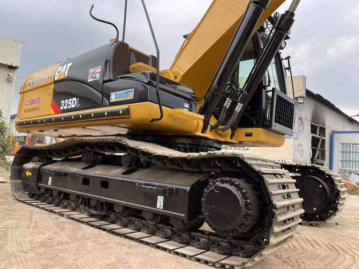 Used Digger CAT 325DL Construction Machinery Construction Digger Used CAT 325DL Cheap Excavator - Vikšrinis ekskavatorius: foto 3 Used Digger CAT 325DL Construction Machinery Construction Digger Used CAT 325DL Cheap Excavator - Vikšrinis ekskavatorius: foto 3