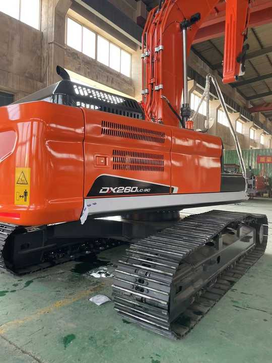 Used Digger DOOSAN DX260 Construction Machinery Construction Digger Used DOOSAN DX260 Cheap Excavator - Vikšrinis ekskavatorius: foto 2 Used Digger DOOSAN DX260 Construction Machinery Construction Digger Used DOOSAN DX260 Cheap Excavator - Vikšrinis ekskavatorius: foto 2