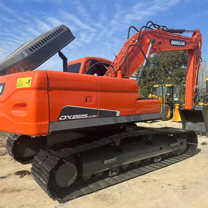 Used Doosan DX225LC-9C Excellent Performance Running Working Condition Strong Power for Sale - Vikšrinis ekskavatorius: foto 1 Used Doosan DX225LC-9C Excellent Performance Running Working Condition Strong Power for Sale - Vikšrinis ekskavatorius: foto 1