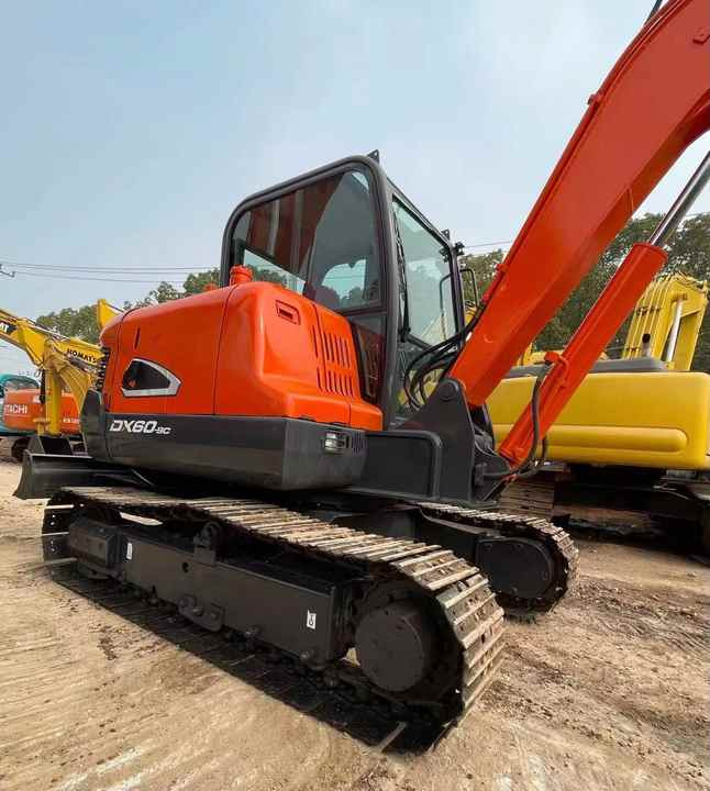 Used Doosan DX60-9c Excavator | Low Hours | Robust Undercarriage | Global Shipping | Discounted Price - Mini ekskavatorius: foto 2 Used Doosan DX60-9c Excavator | Low Hours | Robust Undercarriage | Global Shipping | Discounted Price - Mini ekskavatorius: foto 2