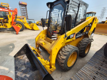 Used Front Loader Tractor CAT 246D Skid Steer Loader / Used Cat 226B 246C 246d Mini Skid Steer Loader in Stock - Mini krautuvas: foto 4 Used Front Loader Tractor CAT 246D Skid Steer Loader / Used Cat 226B 246C 246d Mini Skid Steer Loader in Stock - Mini krautuvas: foto 4