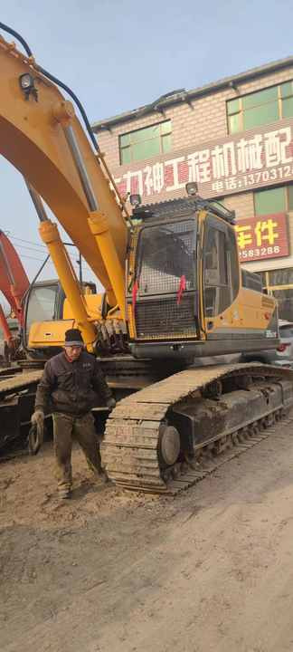 Used Korea Original hyundai 385-9 with High Power and Good Performance Hot Sale - Vikšrinis ekskavatorius: foto 5 Used Korea Original hyundai 385-9 with High Power and Good Performance Hot Sale - Vikšrinis ekskavatorius: foto 5