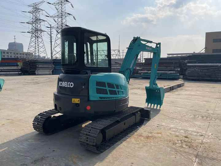 Used Mini Kobelco Sk55 5tons Excavator for Sale Used Construction Machinery Export - Mini ekskavatorius: foto 2 Used Mini Kobelco Sk55 5tons Excavator for Sale Used Construction Machinery Export - Mini ekskavatorius: foto 2