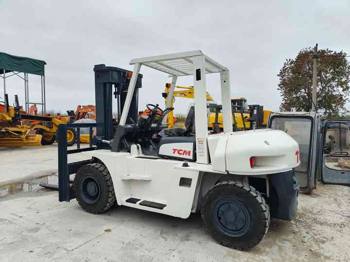 Used TCM70 Forklift Japan TCM 7 Tonne Used Forklift in Good Condition Cheap Price TCM70 Forklift for Sale - Dyzelinis krautuvas: foto 4 Used TCM70 Forklift Japan TCM 7 Tonne Used Forklift in Good Condition Cheap Price TCM70 Forklift for Sale - Dyzelinis krautuvas: foto 4