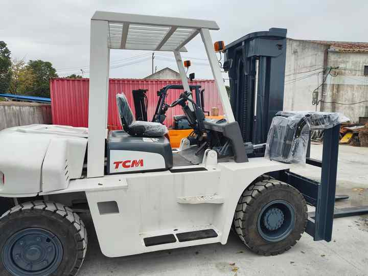 Used TCM70 Forklift Japan TCM 7 Tonne Used Forklift in Good Condition Cheap Price TCM70 Forklift for Sale - Dyzelinis krautuvas: foto 5 Used TCM70 Forklift Japan TCM 7 Tonne Used Forklift in Good Condition Cheap Price TCM70 Forklift for Sale - Dyzelinis krautuvas: foto 5