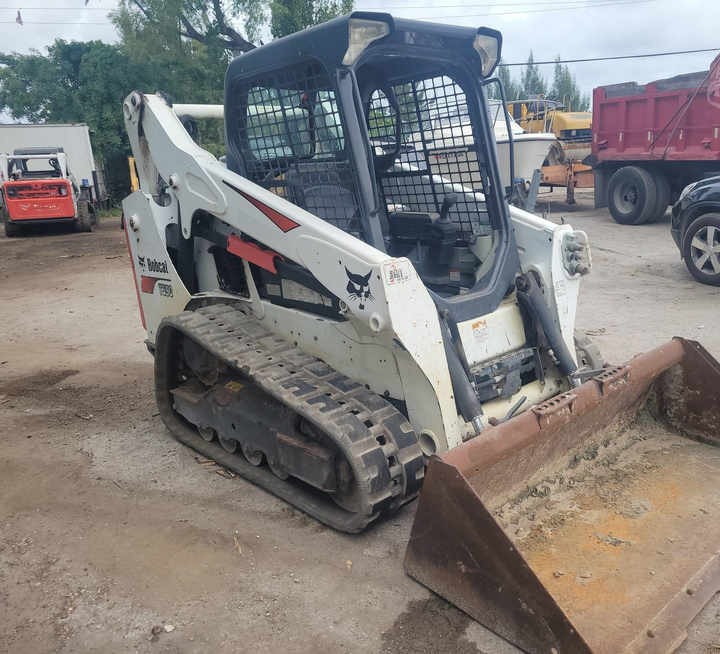 Bobcat Brand T590 Used Machine Skid Loader Hot Sale - Ratinis krautuvas: foto 3 Bobcat Brand T590 Used Machine Skid Loader Hot Sale - Ratinis krautuvas: foto 3