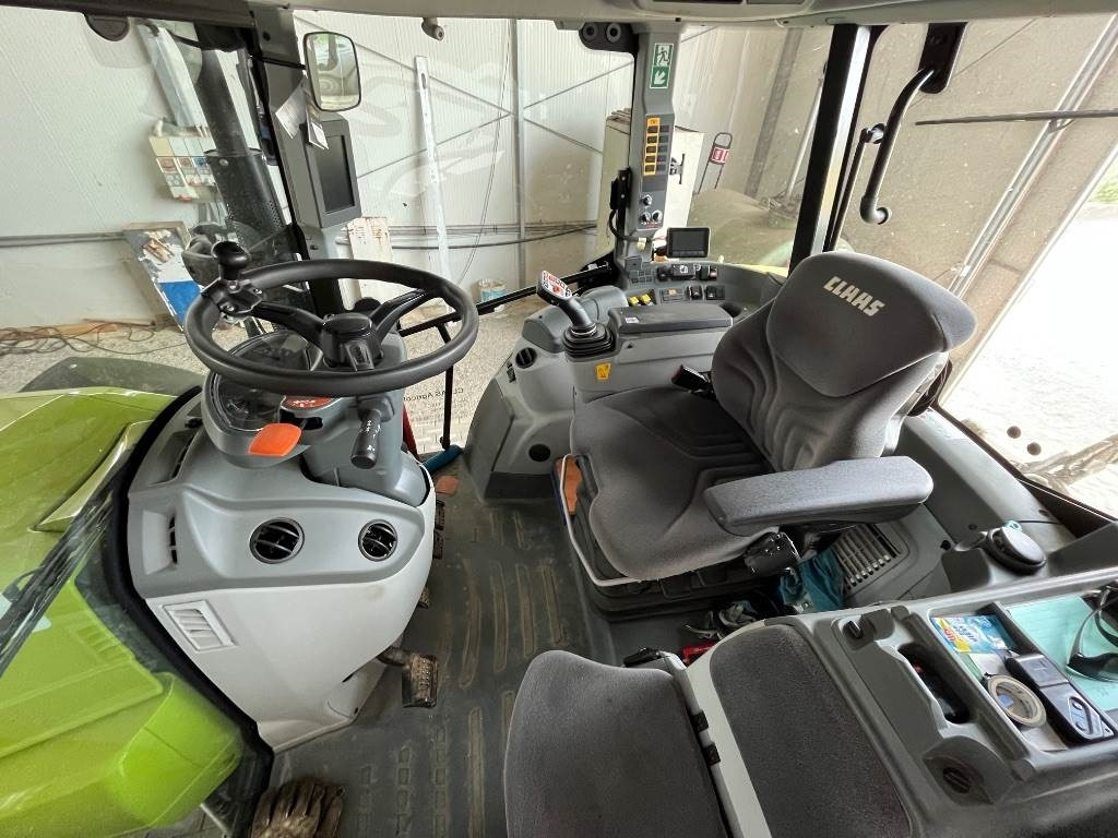 Claas Arion 440 - Traktorius: foto 2 Claas Arion 440 - Traktorius: foto 2
