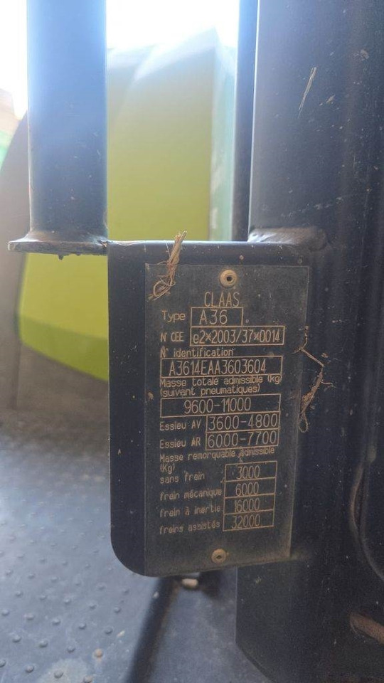 Claas Arion 630 CIS - Traktorius: foto 3 Claas Arion 630 CIS - Traktorius: foto 3