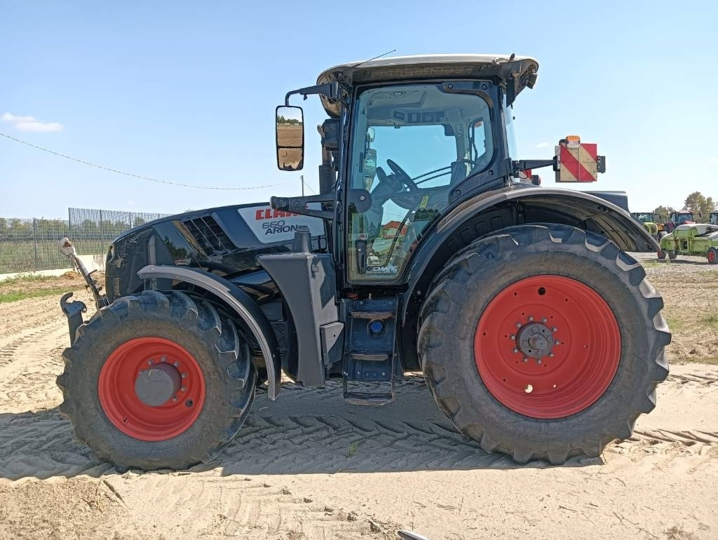 Claas Arion 660 CMATIC - Traktorius: foto 4 Claas Arion 660 CMATIC - Traktorius: foto 4