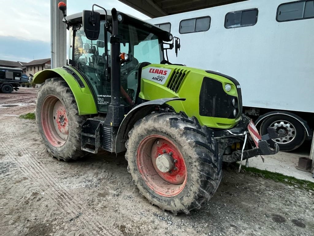 Claas Axion 830 Cmatic - Traktorius: foto 4 Claas Axion 830 Cmatic - Traktorius: foto 4