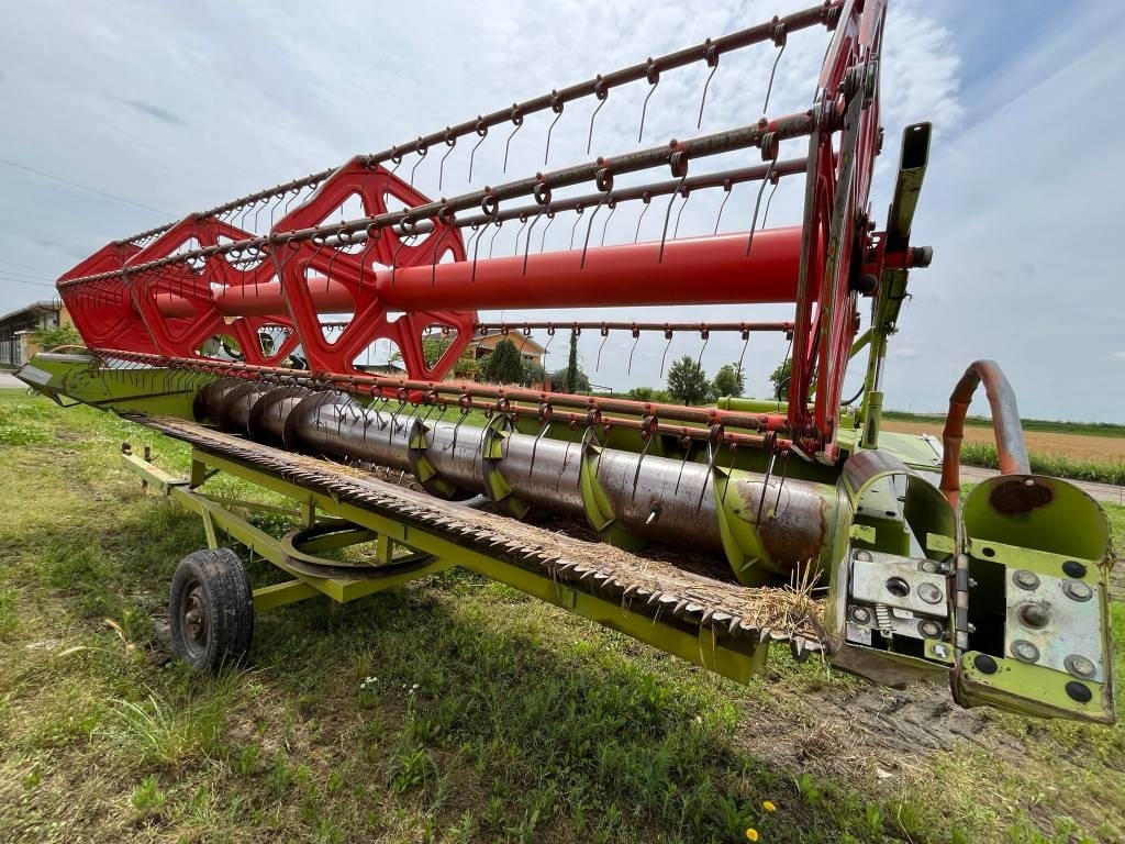 Claas C 540  - Grūdų pjaunamoji: foto 2 Claas C 540  - Grūdų pjaunamoji: foto 2