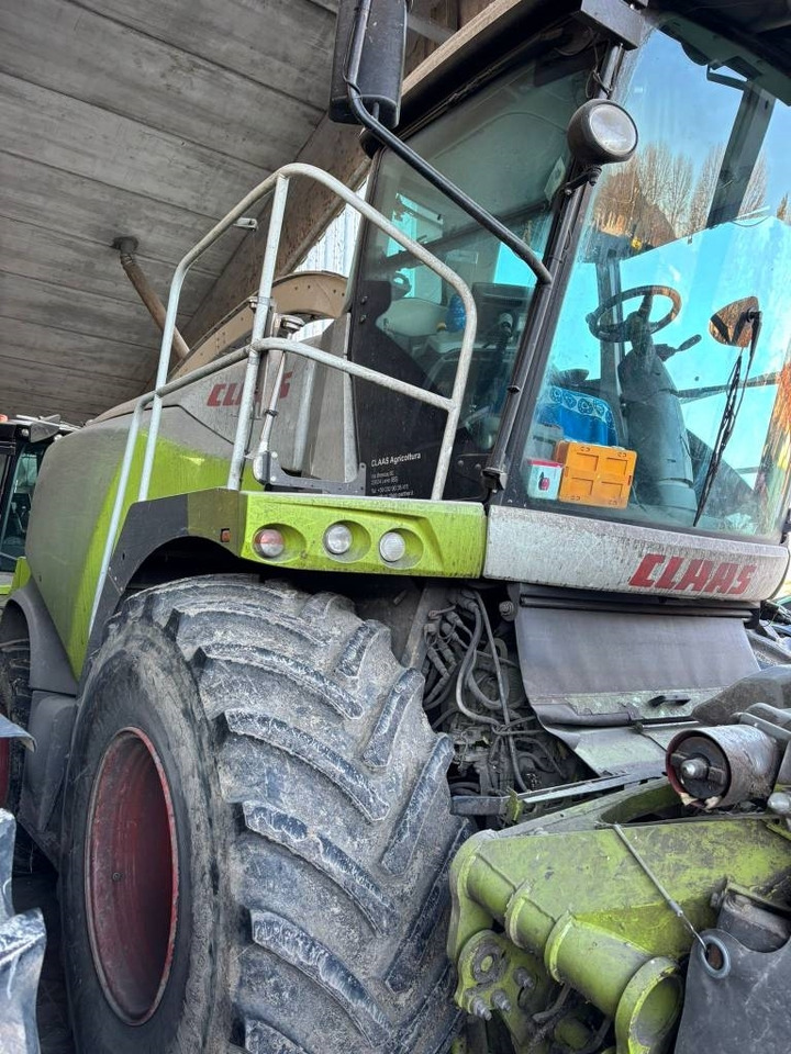 Claas Jaguar 970 - Pašarų kombainas: foto 1 Claas Jaguar 970 - Pašarų kombainas: foto 1