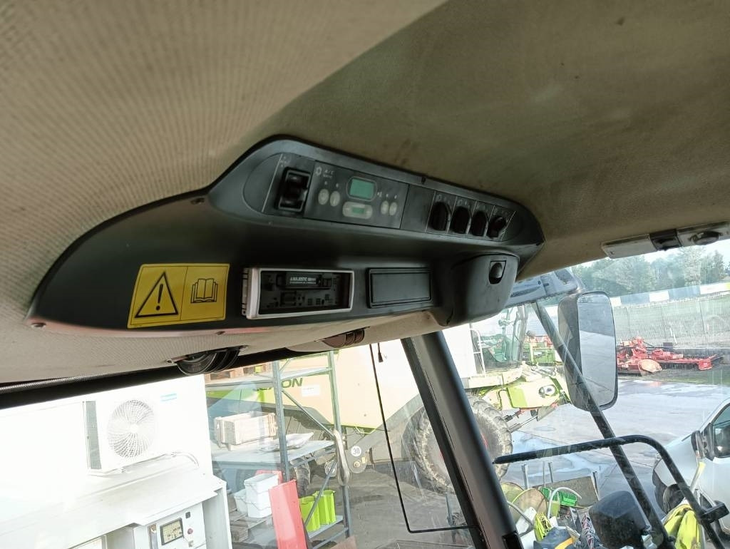 Claas Lexion 570 - Derliaus nuėmimo kombainas: foto 4 Claas Lexion 570 - Derliaus nuėmimo kombainas: foto 4