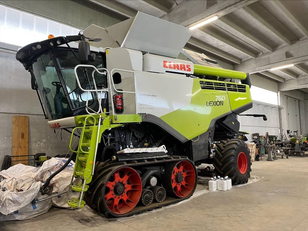 Claas Lexion 760 TT - Derliaus nuėmimo kombainas: foto 1 Claas Lexion 760 TT - Derliaus nuėmimo kombainas: foto 1