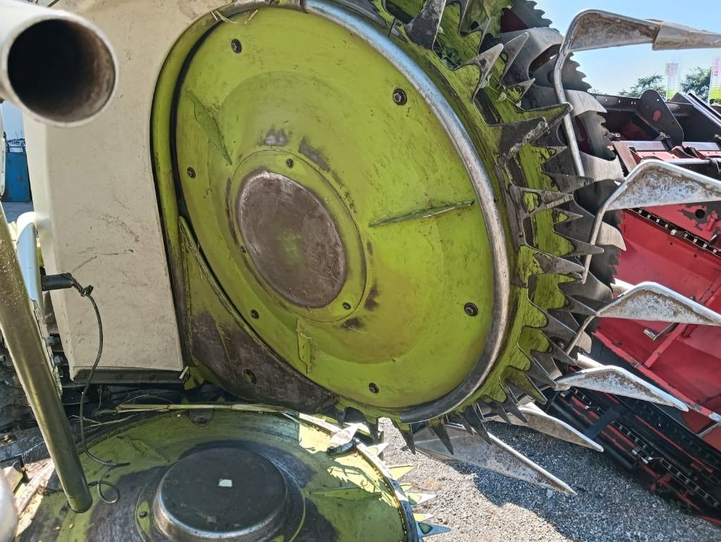 Claas Orbis 600 - Pašarų tvarkymo technika: foto 3 Claas Orbis 600 - Pašarų tvarkymo technika: foto 3