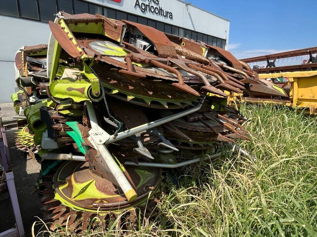 Claas Orbis 750 - Pašarų tvarkymo technika: foto 1 Claas Orbis 750 - Pašarų tvarkymo technika: foto 1