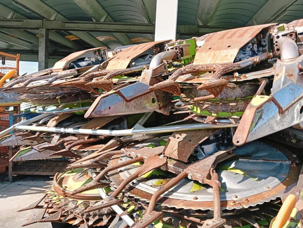 Claas Orbis 900 - Pašarų tvarkymo technika: foto 3 Claas Orbis 900 - Pašarų tvarkymo technika: foto 3
