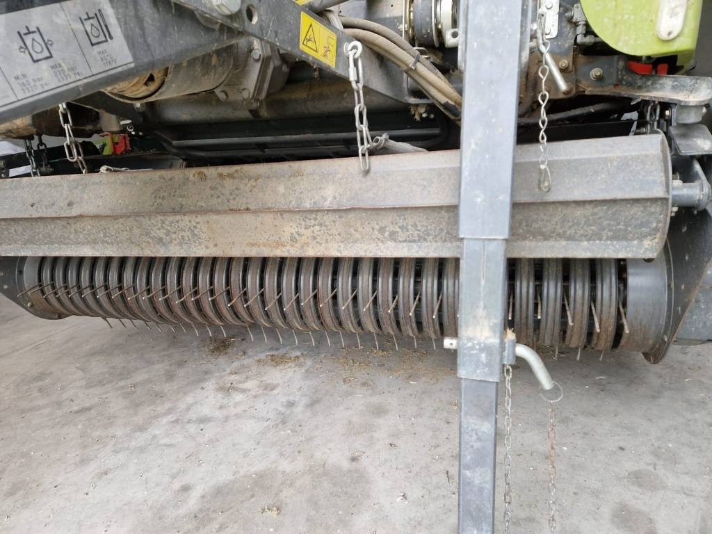 Claas VARIANT 380 PRO RF - Ruloninis presas: foto 4 Claas VARIANT 380 PRO RF - Ruloninis presas: foto 4