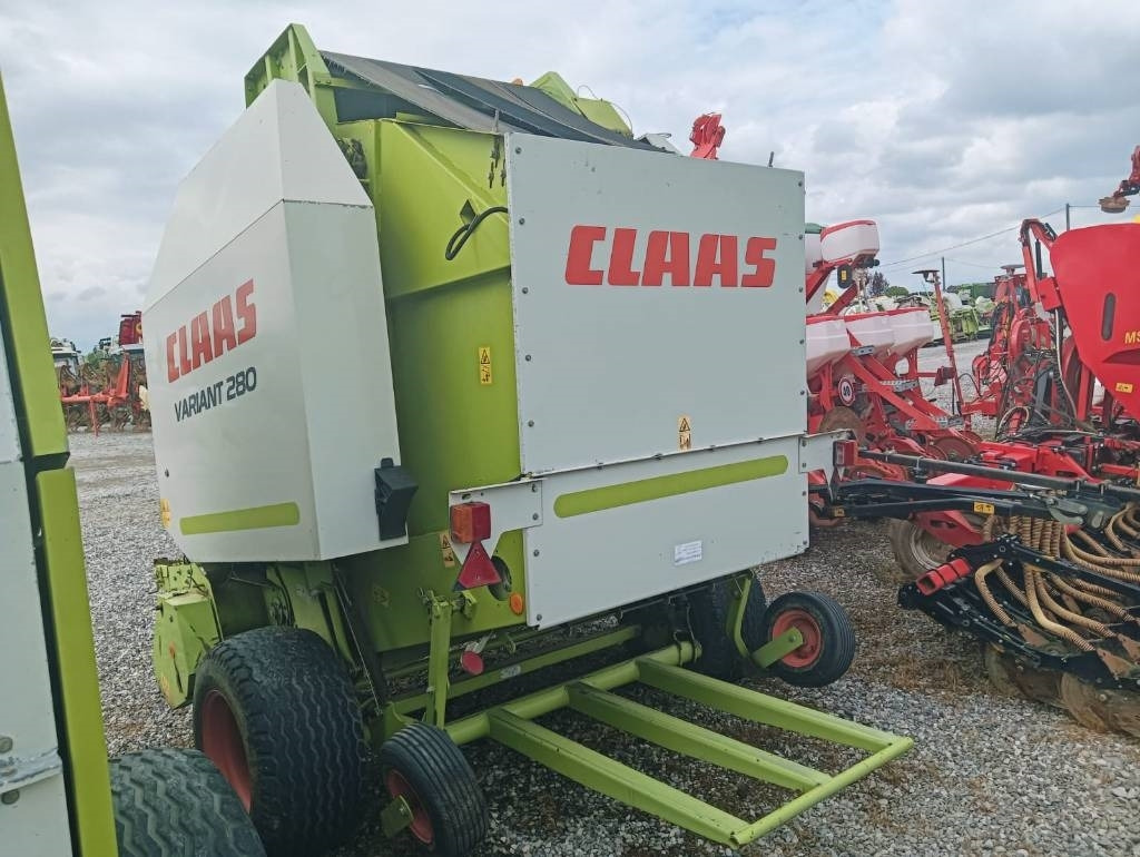 Claas Variant 280 - Ruloninis presas: foto 4 Claas Variant 280 - Ruloninis presas: foto 4