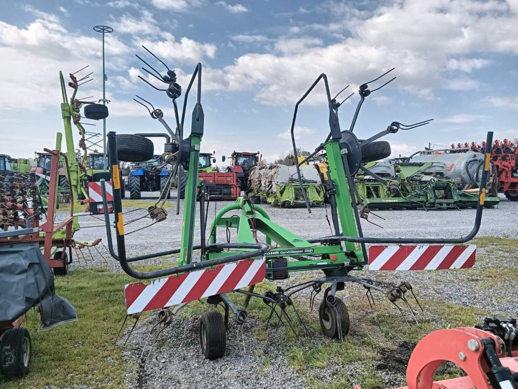 Deutz-fahr 5521 - Vyniotuvas: foto 2 Deutz-fahr 5521 - Vyniotuvas: foto 2