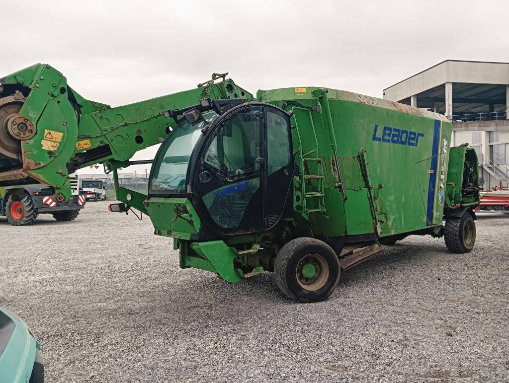 Faresin LEADER 2600 - Pašarų maišytuvas: foto 1 Faresin LEADER 2600 - Pašarų maišytuvas: foto 1