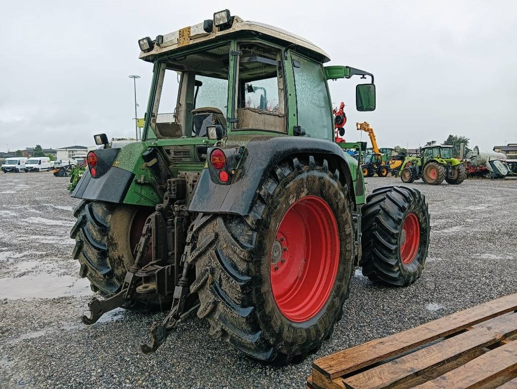 Fendt Farmer 411 Vario - Traktorius: foto 4 Fendt Farmer 411 Vario - Traktorius: foto 4