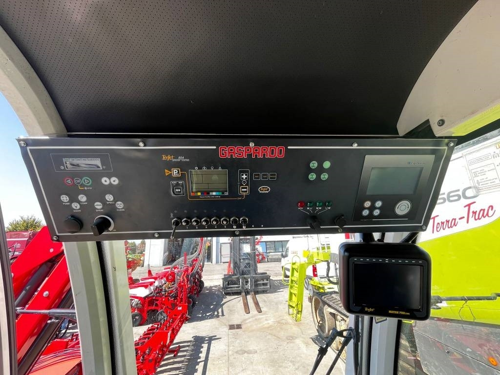 Finotto E170 - Tręšimo technika: foto 5 Finotto E170 - Tręšimo technika: foto 5