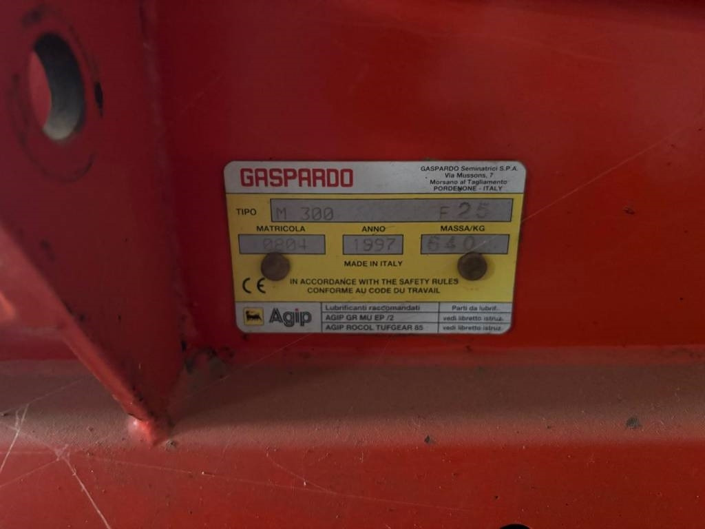 Gaspardo H 300 - Tikslaus išsėjimo sėjamoji: foto 4 Gaspardo H 300 - Tikslaus išsėjimo sėjamoji: foto 4