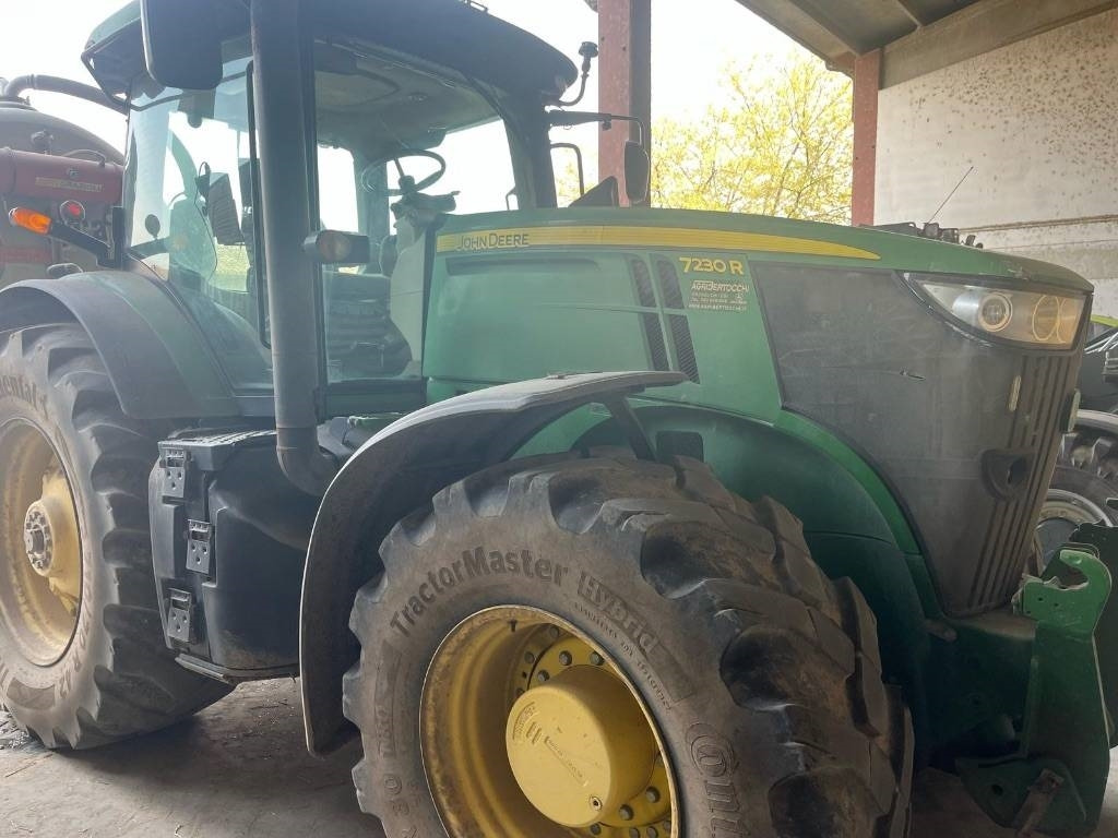 John Deere 7230 R - Traktorius: foto 1 John Deere 7230 R - Traktorius: foto 1