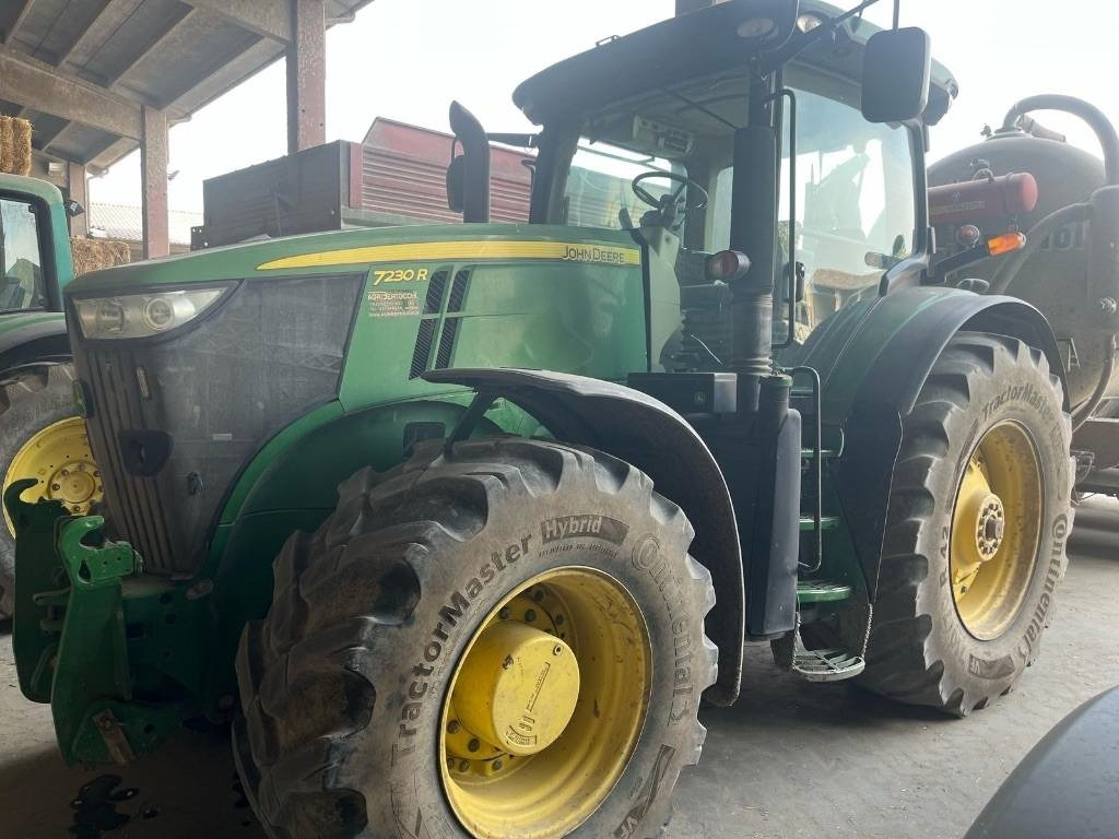 John Deere 7230 R - Traktorius: foto 4 John Deere 7230 R - Traktorius: foto 4