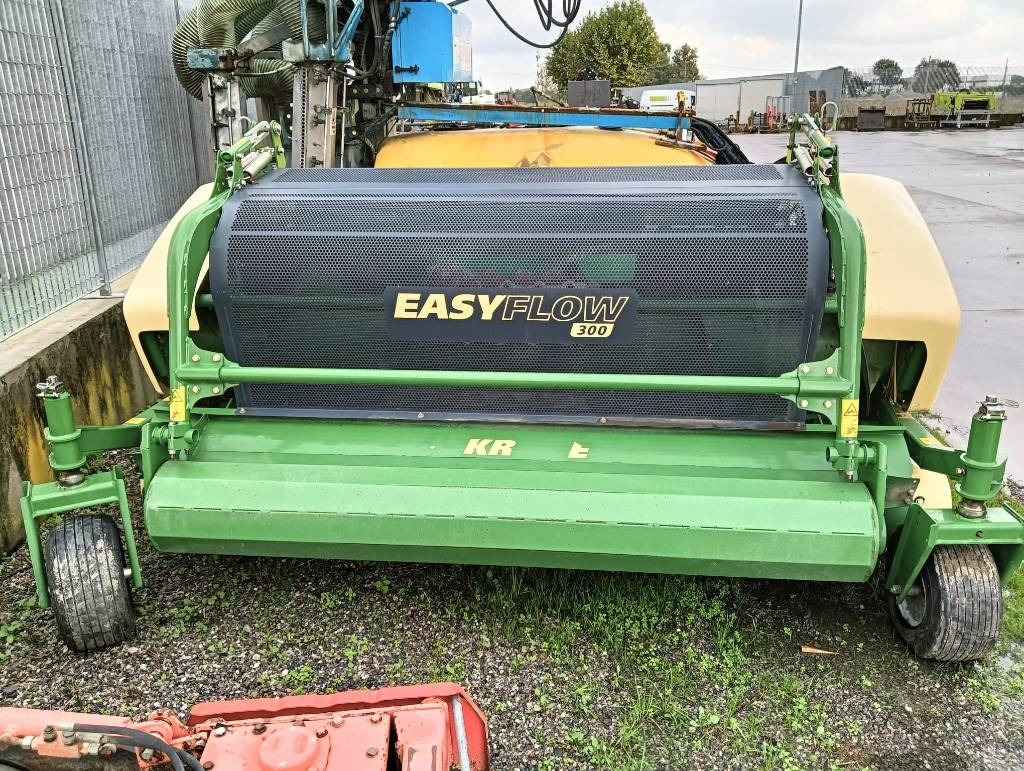 Įranga už pašarų kombainai Krone Easy Flow 300: foto 6 Įranga už pašarų kombainai Krone Easy Flow 300: foto 6