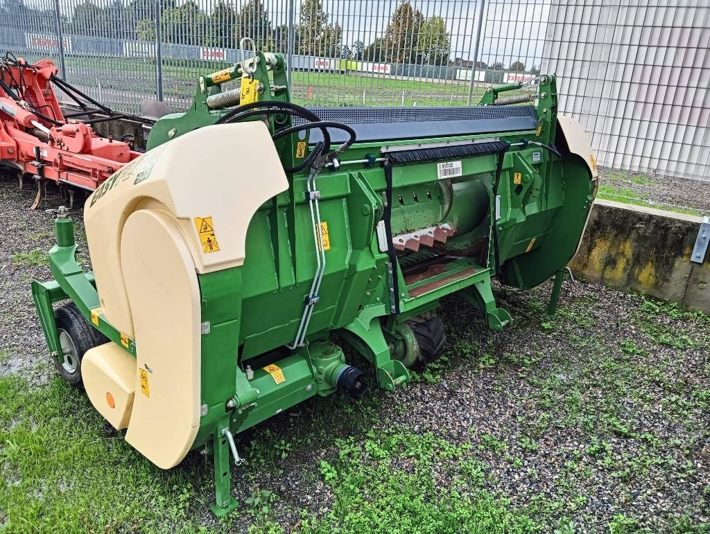 Krone Easy Flow 300 - Pašarų kombainas: foto 4 Krone Easy Flow 300 - Pašarų kombainas: foto 4