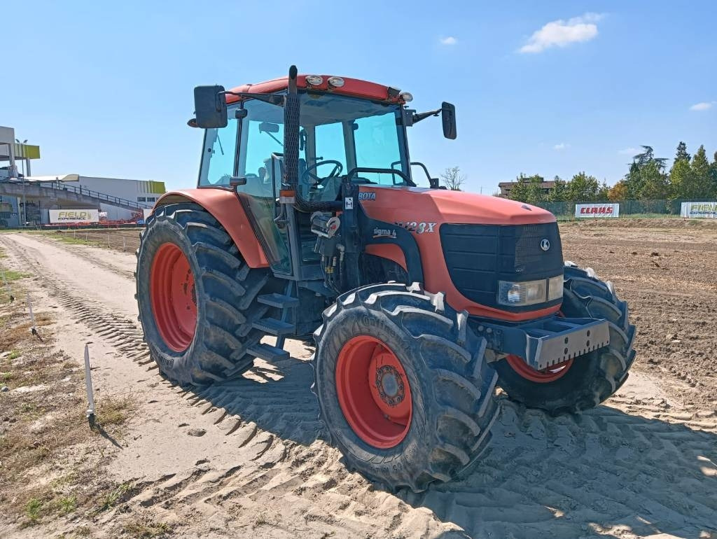 Kubota M 128 X - Traktorius: foto 1 Kubota M 128 X - Traktorius: foto 1